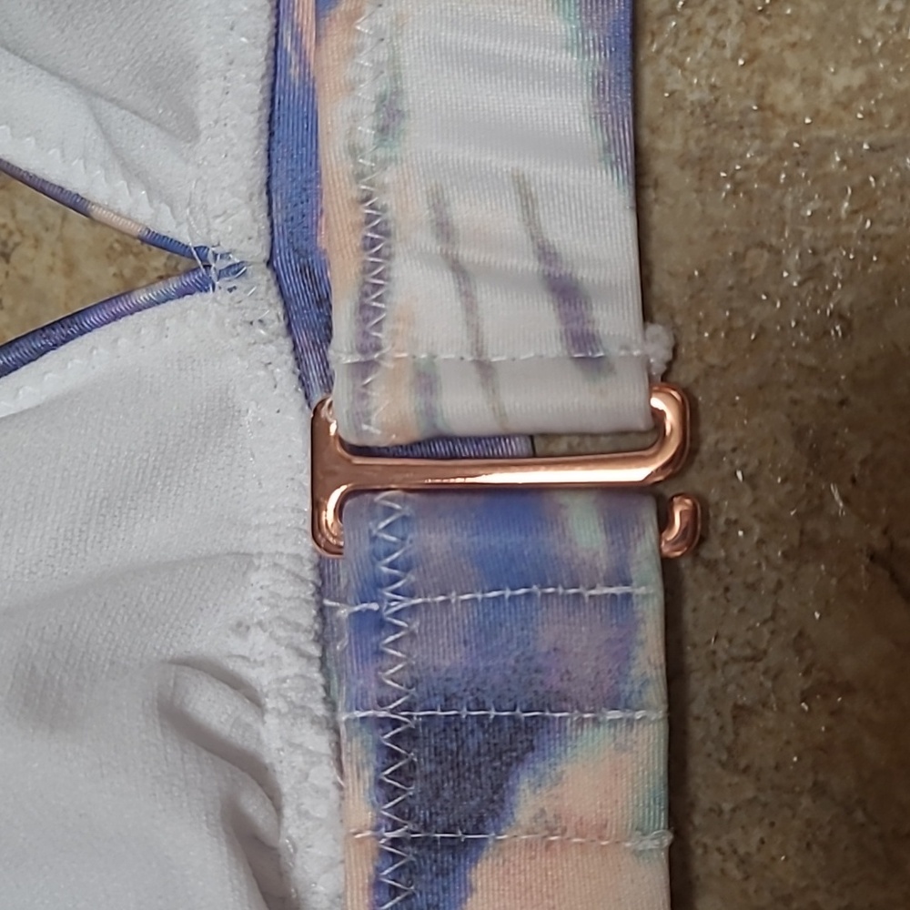 Patterned Swim Top - Picture 6 of 7